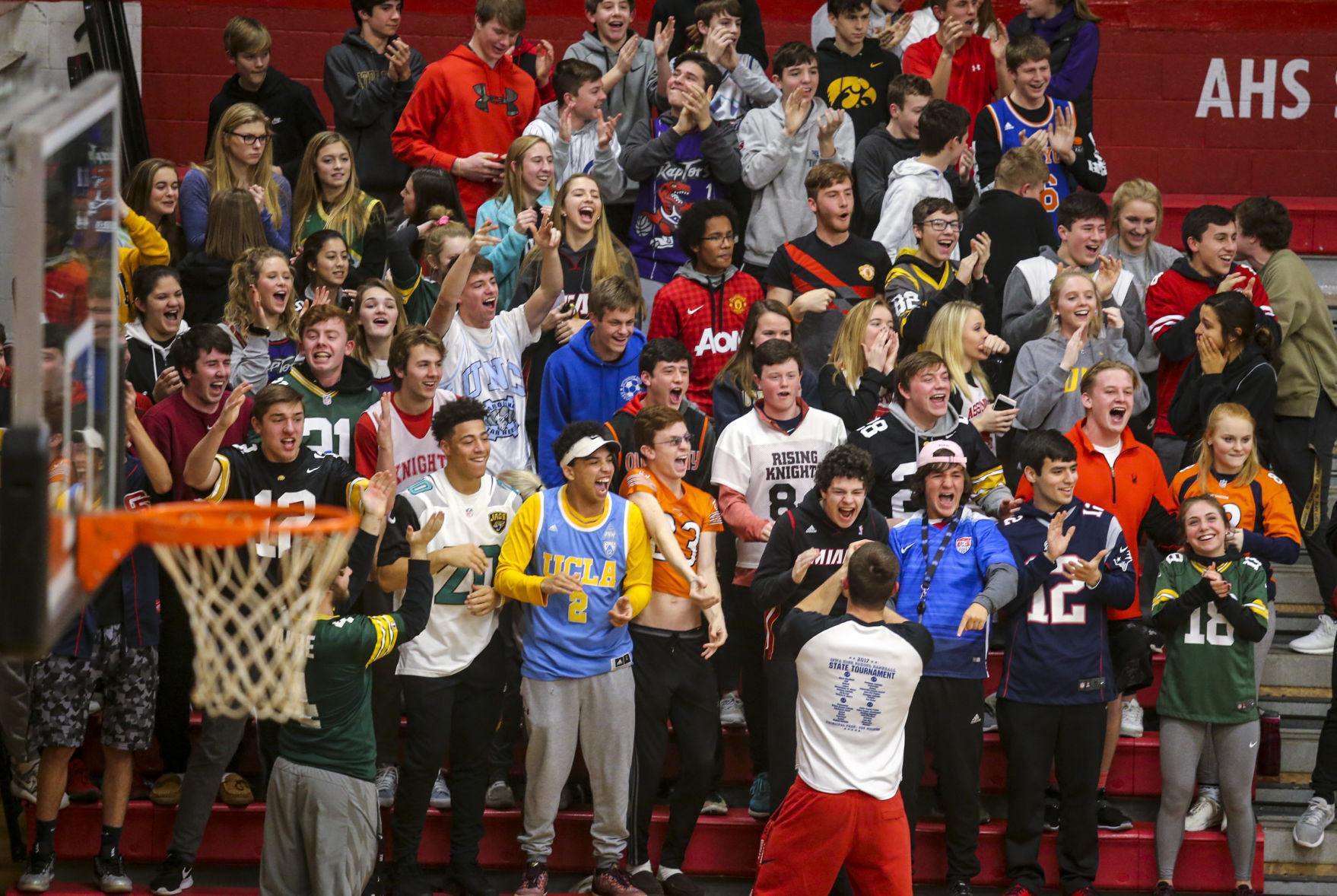010918-MUSCATINE-ASSUMPTION-BASKETBALL-005